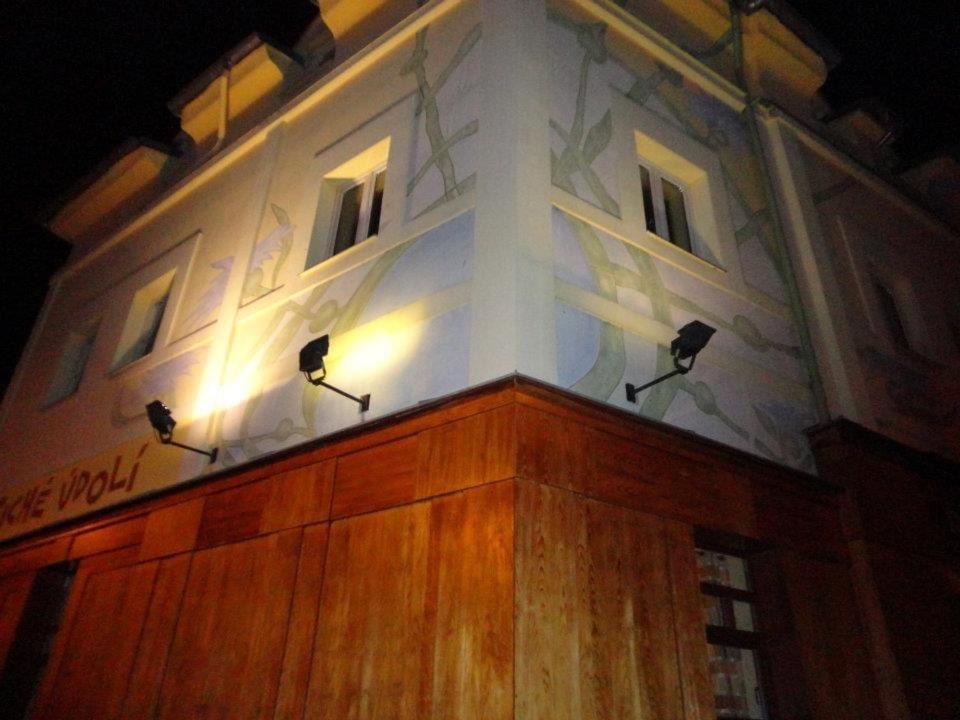 4Rooms Roztoky Εξωτερικό φωτογραφία